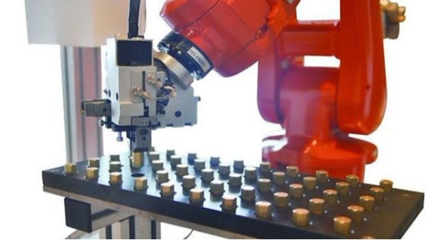 精密機(jī)械加工廠家，積極布局新一代機(jī)器人