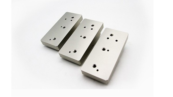 深圳五金零件加工廠，贏得好評(píng)10多年