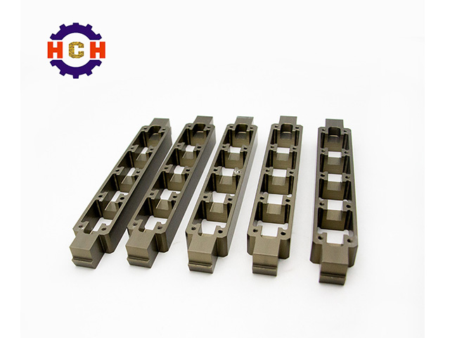 精密零件加工制造—深圳華超輝精密機(jī)械有限公司